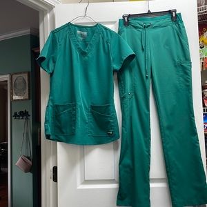 Greys Anatomy scrub set